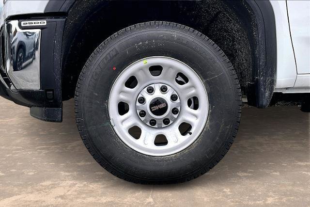 New 2026 GMC Sierra 3500 Pro w/ Convenience Package image 11