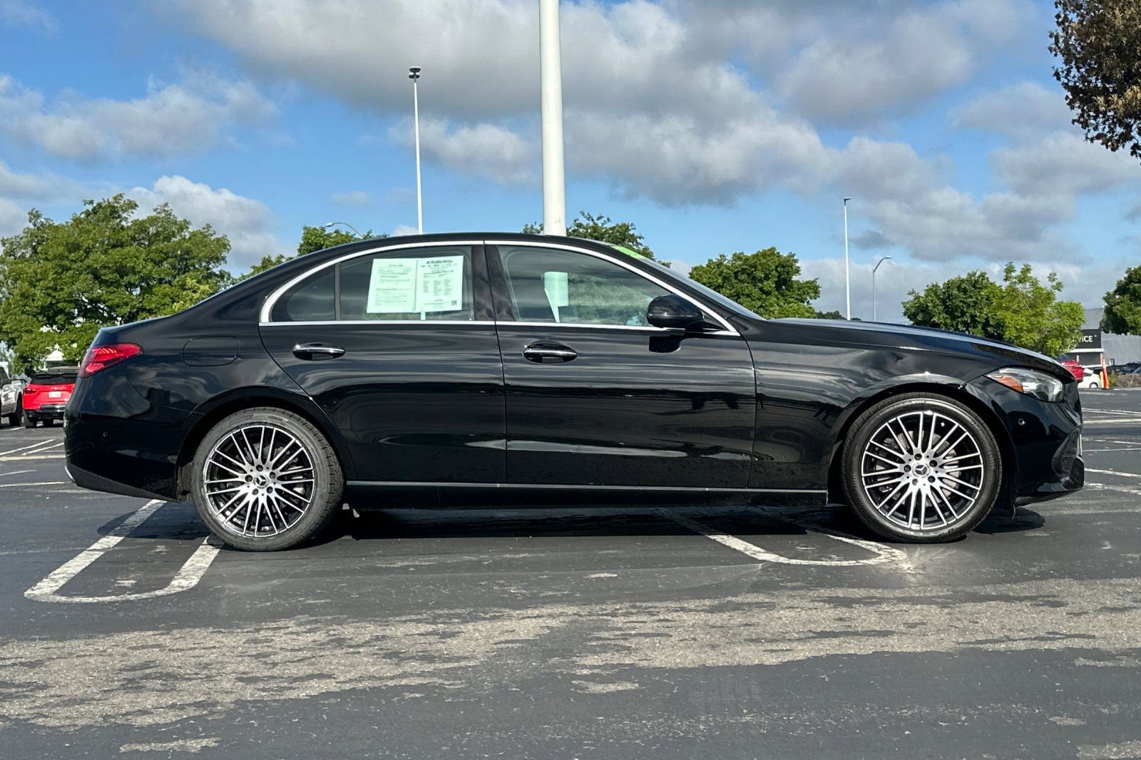 Used 2025 Mercedes-Benz C 300 Sedan image 3