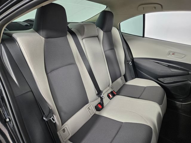 Used 2025 Toyota Corolla LE FWD image 15
