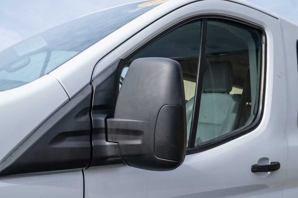 Used 2017 Ford Transit 350 XL image 9