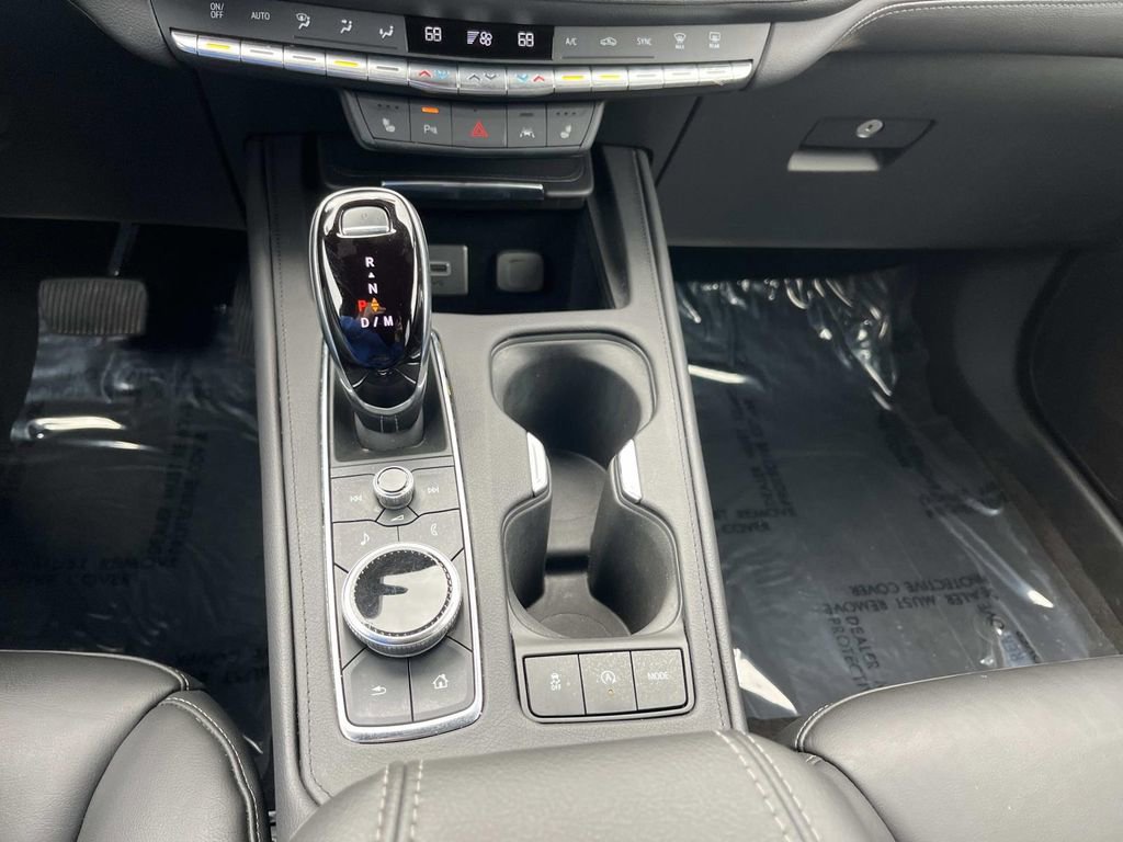 Certified 2023 Cadillac XT4 Premium Luxury w/ Cold Weather Package image 35