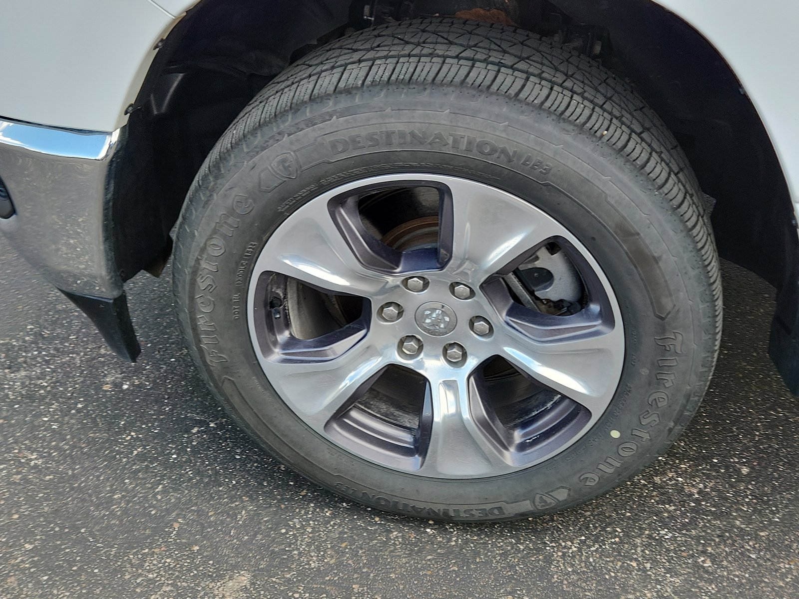 Used 2024 RAM 1500 Laramie RWD image 7