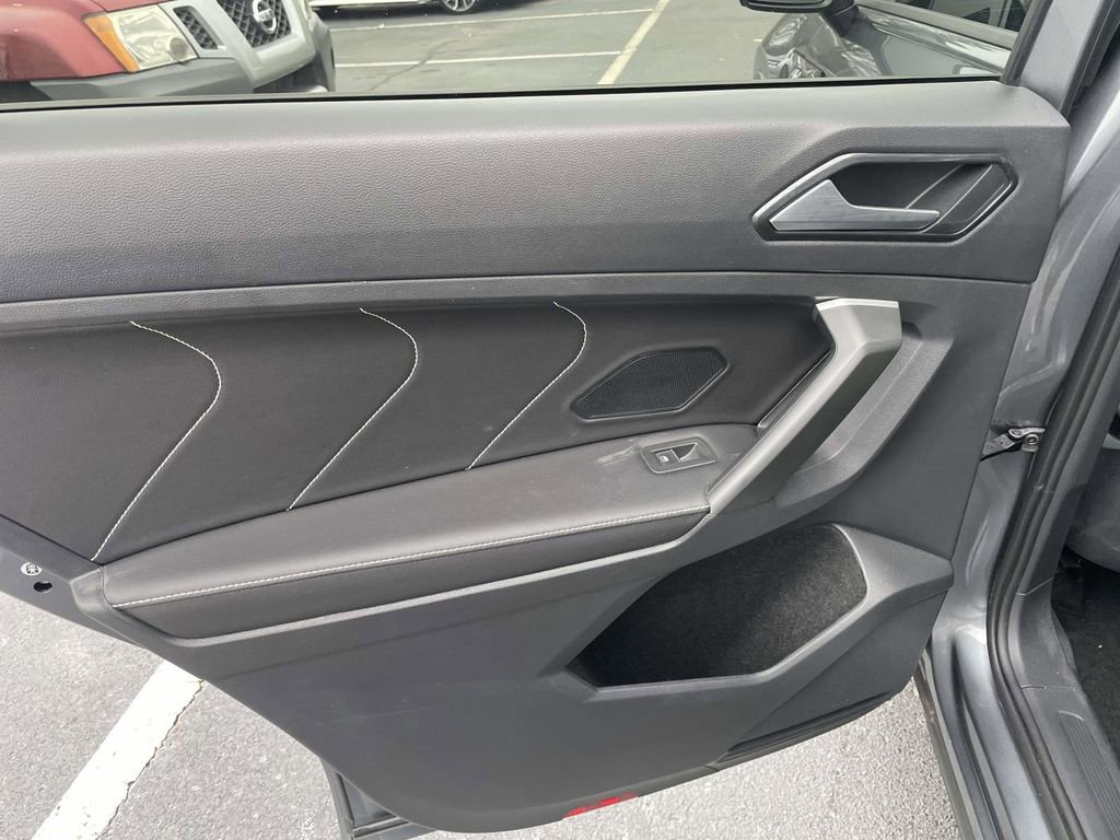 Used 2024 Volkswagen Tiguan SE R-Line w/ MDO Package, Three-Row image 22