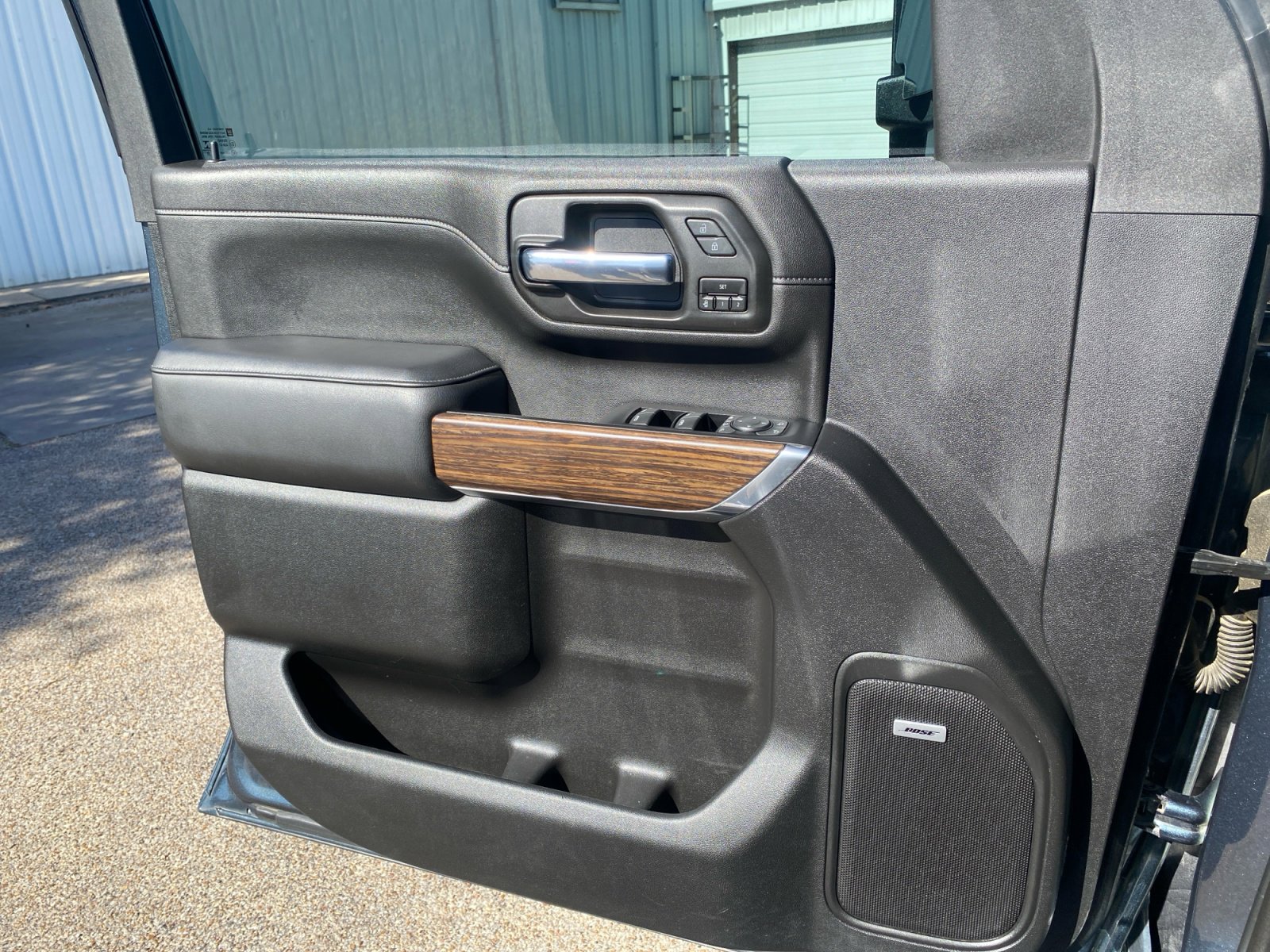 Used 2020 Chevrolet Silverado 2500 High Country w/ Technology Package image 30