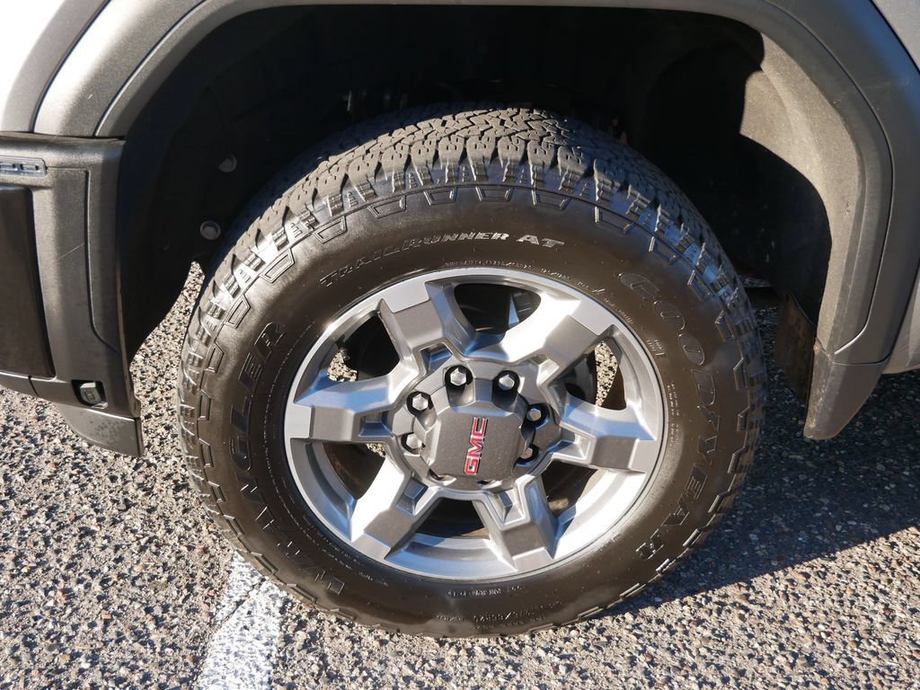 Used 2025 GMC Sierra 3500 SLT w/ SLT Premium Package AWD/4WD image 8