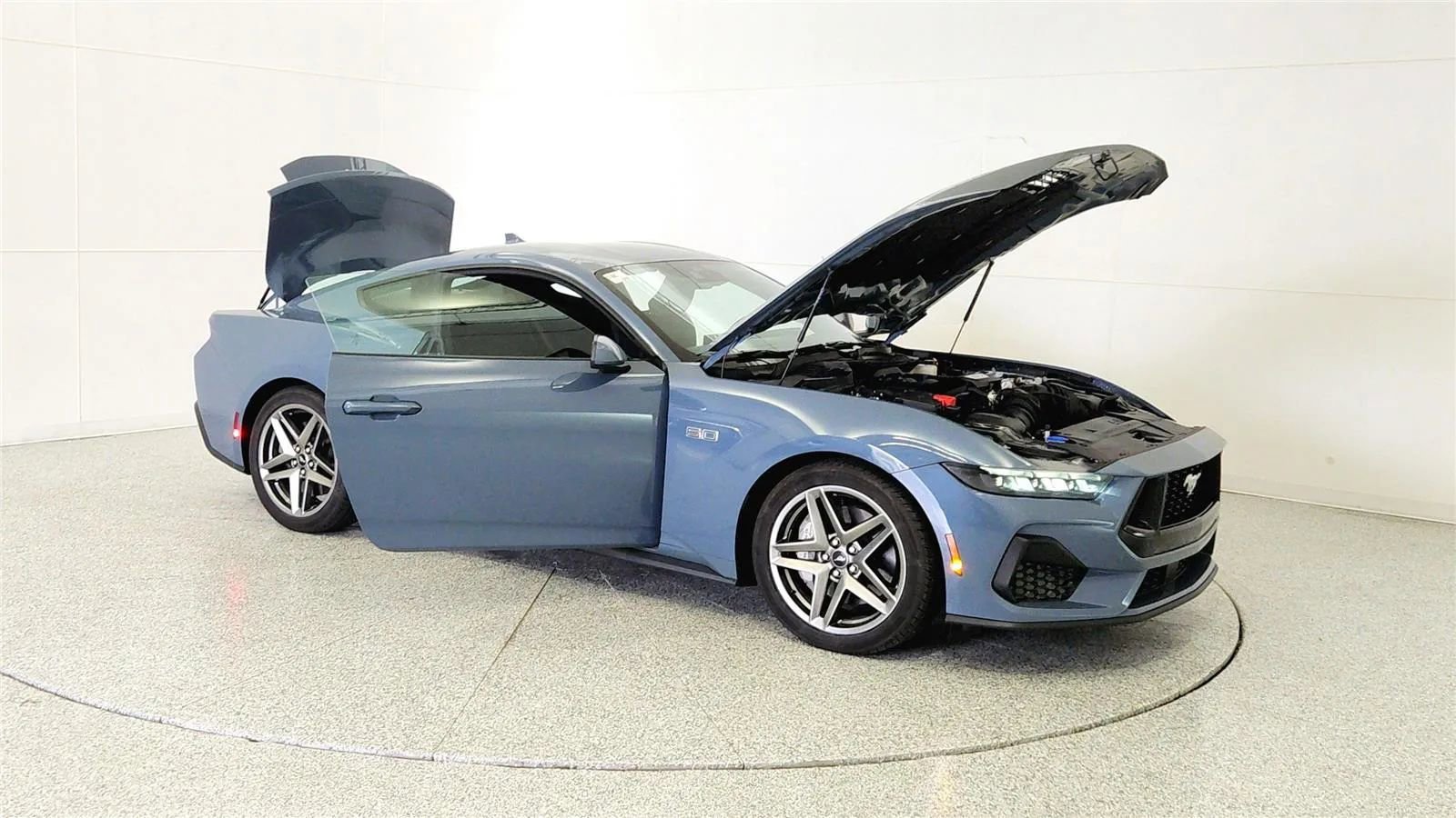Used 2025 Ford Mustang GT image 9