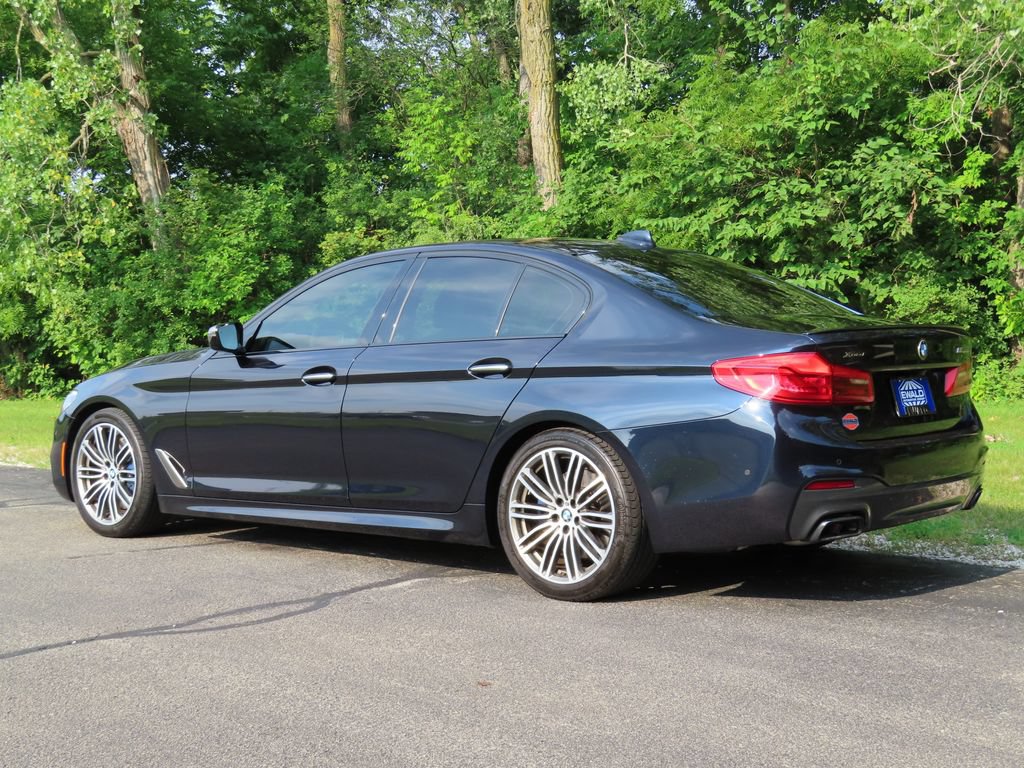 Used 2018 BMW M550i xDrive AWD/4WD image 32