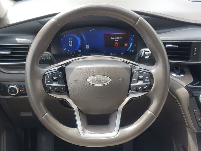 Used 2022 Ford Explorer Platinum w/ Equipment Group 601A image 26