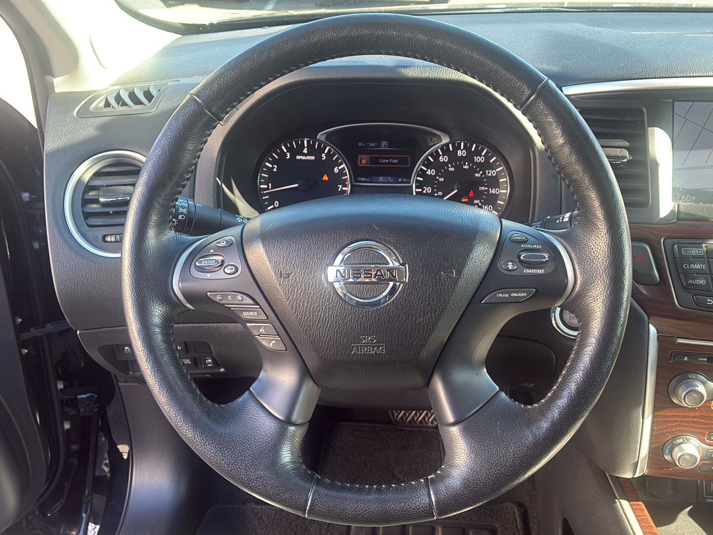 Used 2020 Nissan Pathfinder Platinum AWD/4WD image 13