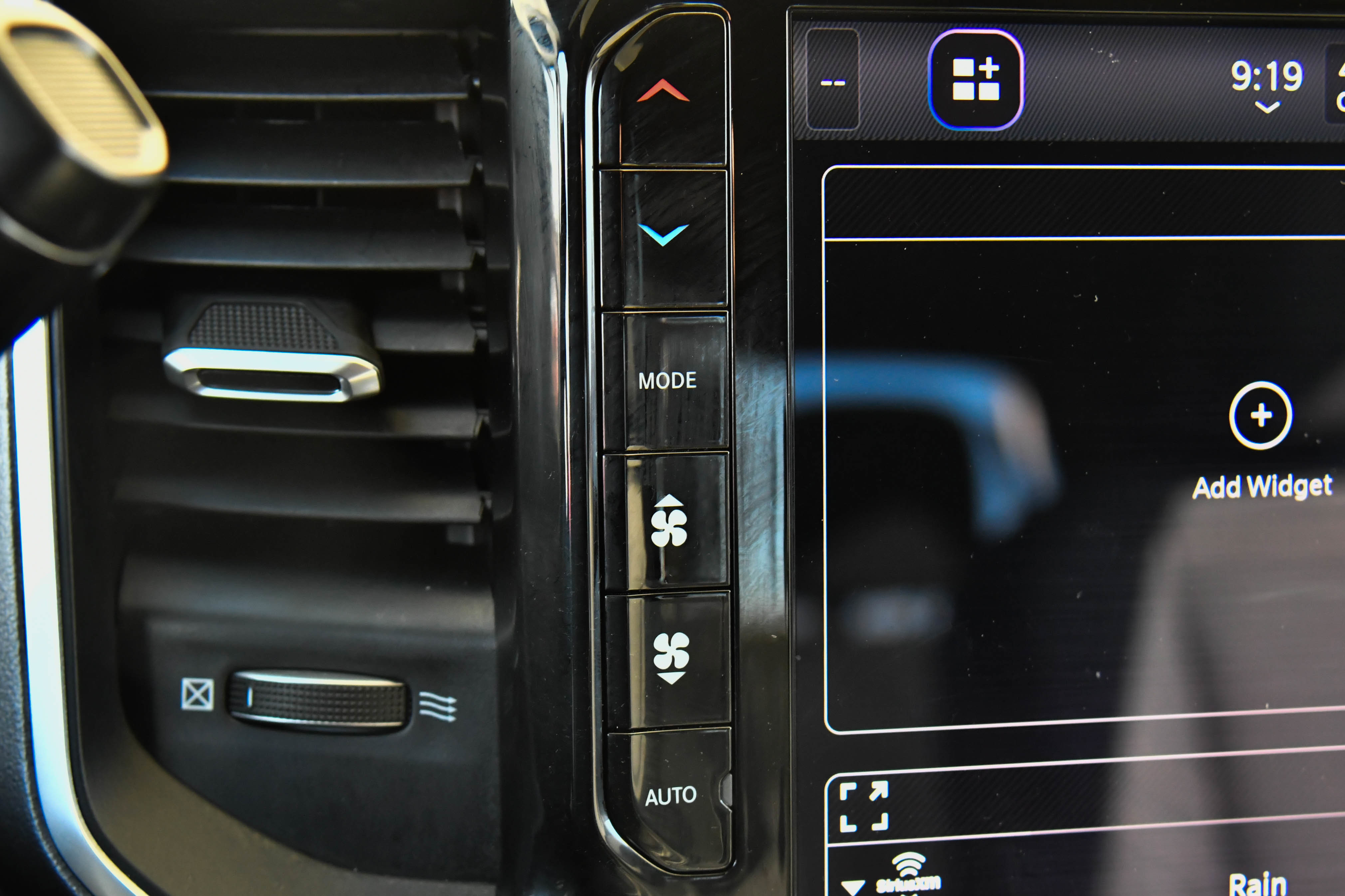 Used 2025 RAM 2500 Big Horn image 26