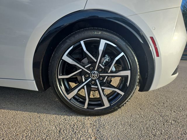 New 2026 Toyota Prius Plug-In Hybrid image 33