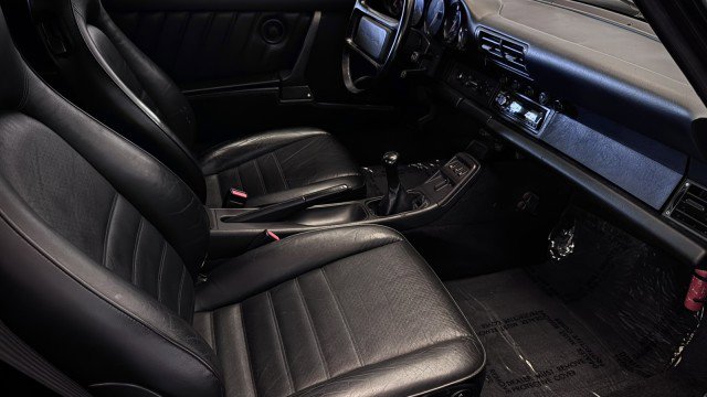 Used 1990 Porsche 911 image 10