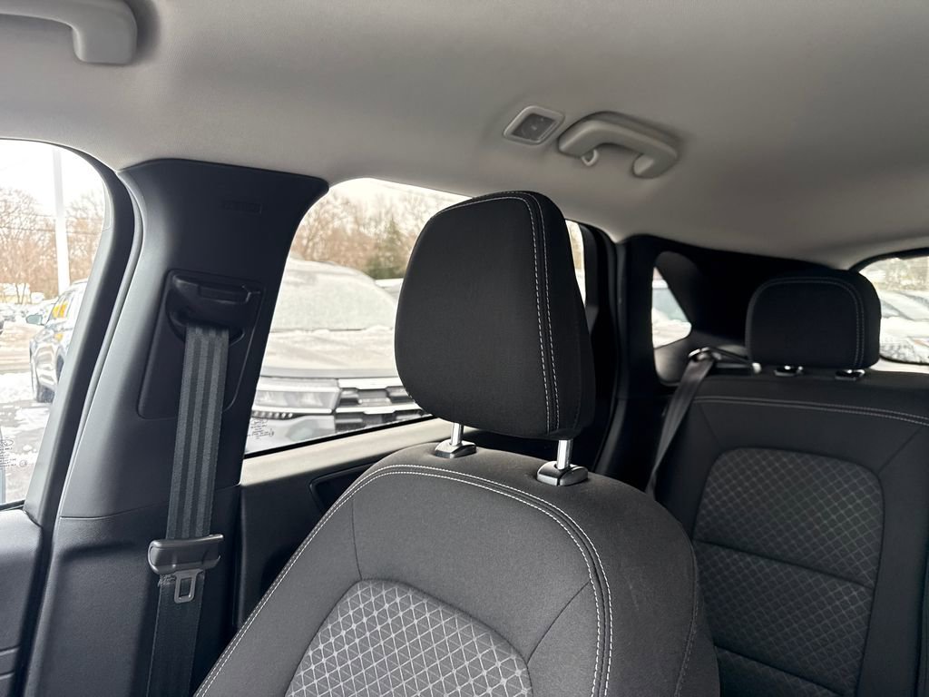 Used 2025 Ford Escape Active image 34