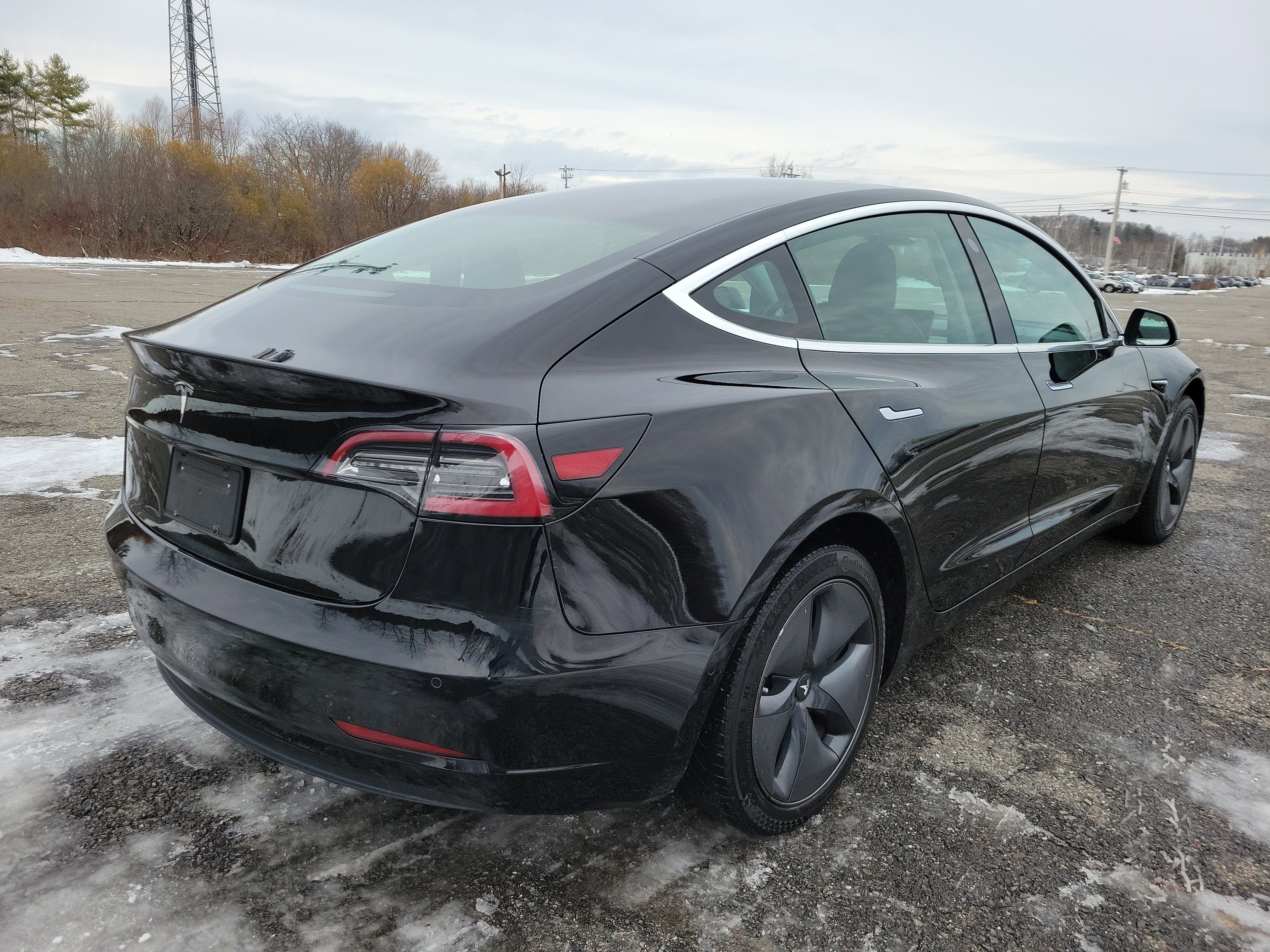 Used 2019 Tesla Model 3 Mid Range image 5