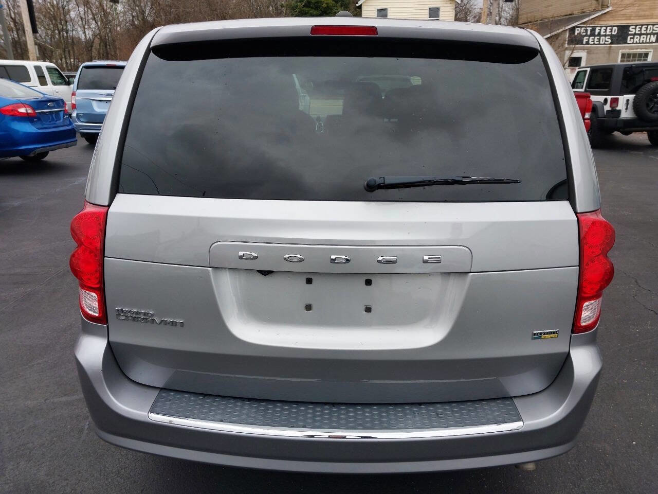 Used 2017 Dodge Grand Caravan SE w/ Power Window Group image 3