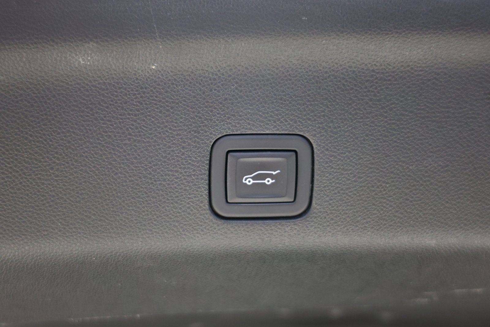 Used 2024 Chevrolet Tahoe High Country image 50