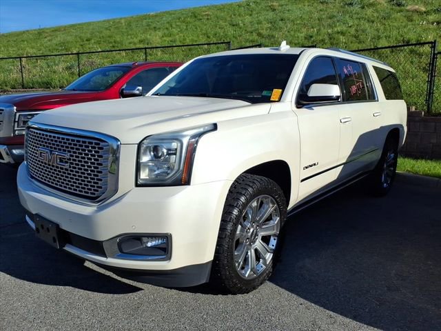 Used 2015 GMC Yukon XL Denali w/ Premium Package image 12