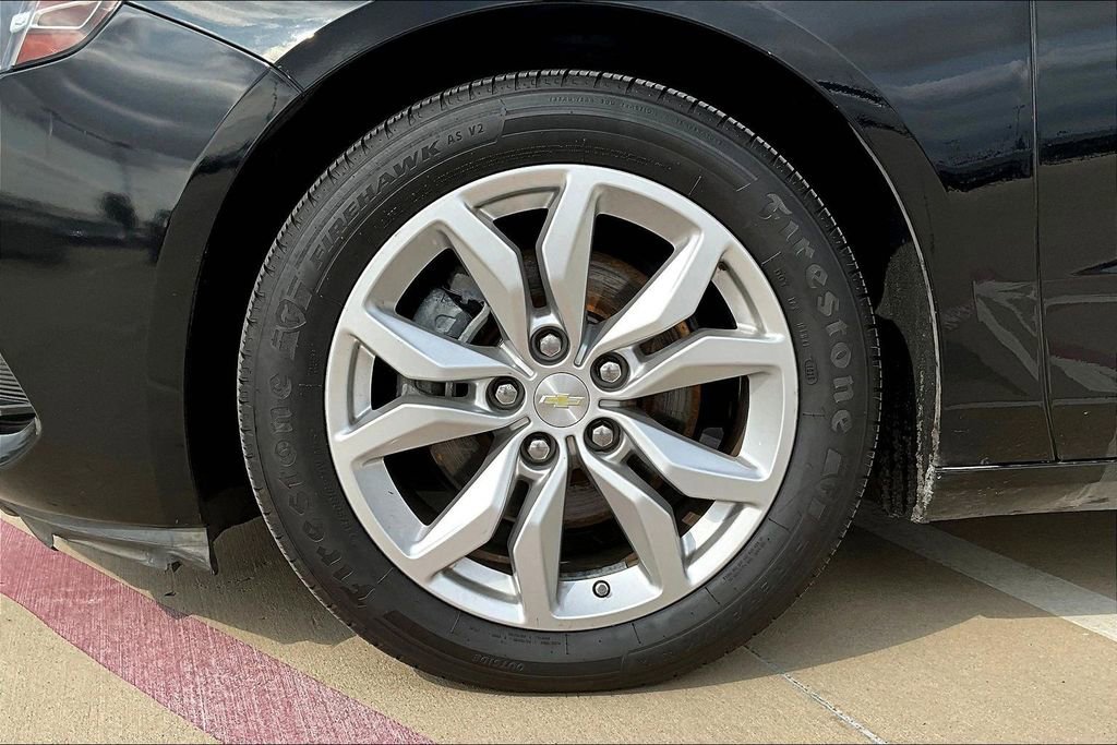 Used 2018 Chevrolet Impala LT image 12