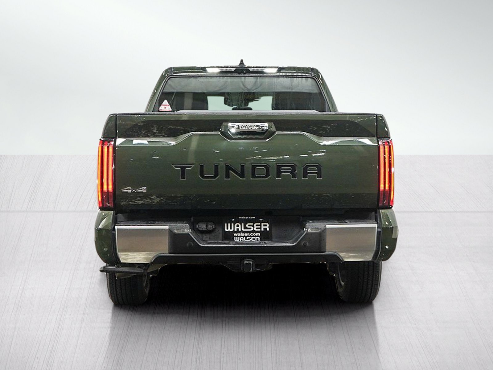 Used 2023 Toyota Tundra Limited AWD/4WD image 6