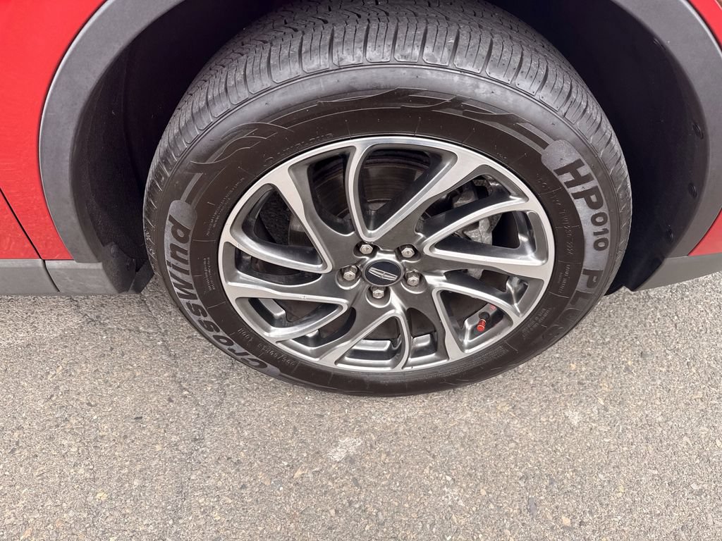 Used 2020 Lincoln Corsair AWD w/ Equipment Group 101A image 28