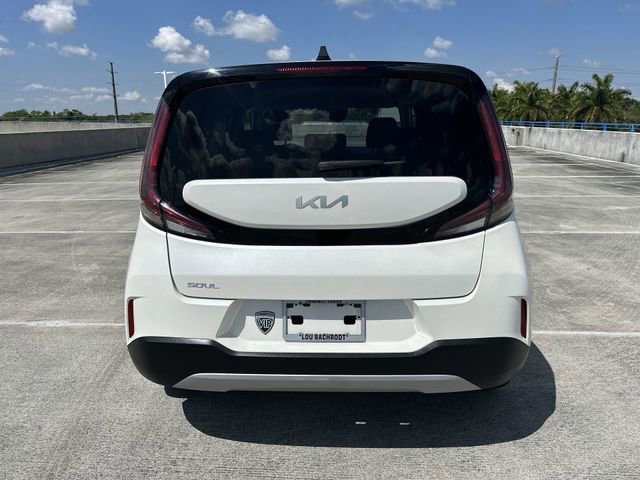 Used 2023 Kia Soul LX image 31