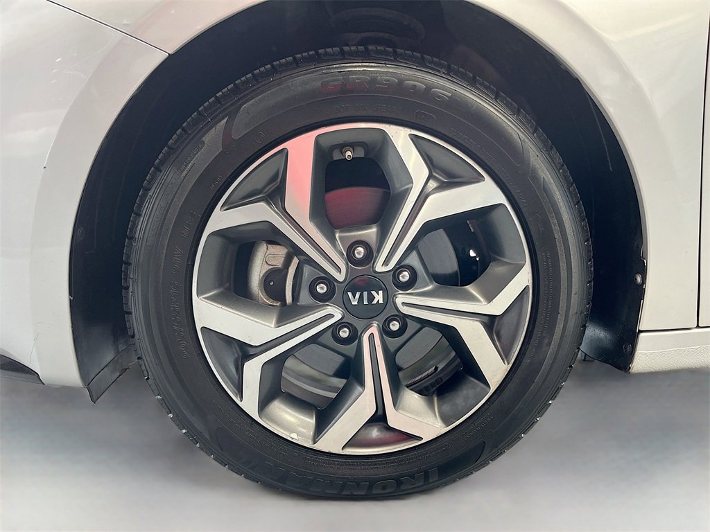 Used 2021 Kia Forte LXS image 28