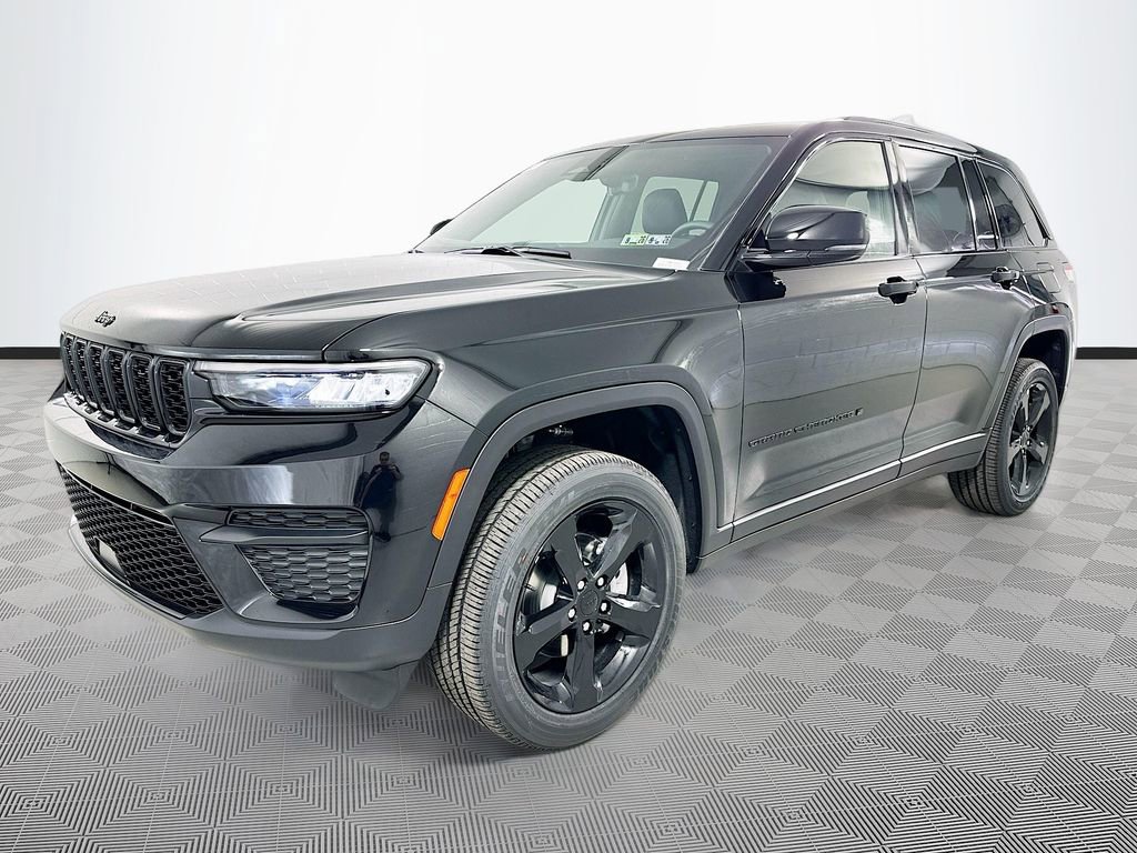New 2025 Jeep Grand Cherokee Altitude AWD/4WD image 25