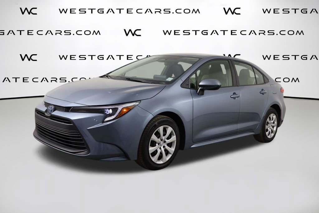 Used 2025 Toyota Corolla LE w/ Convenience Package