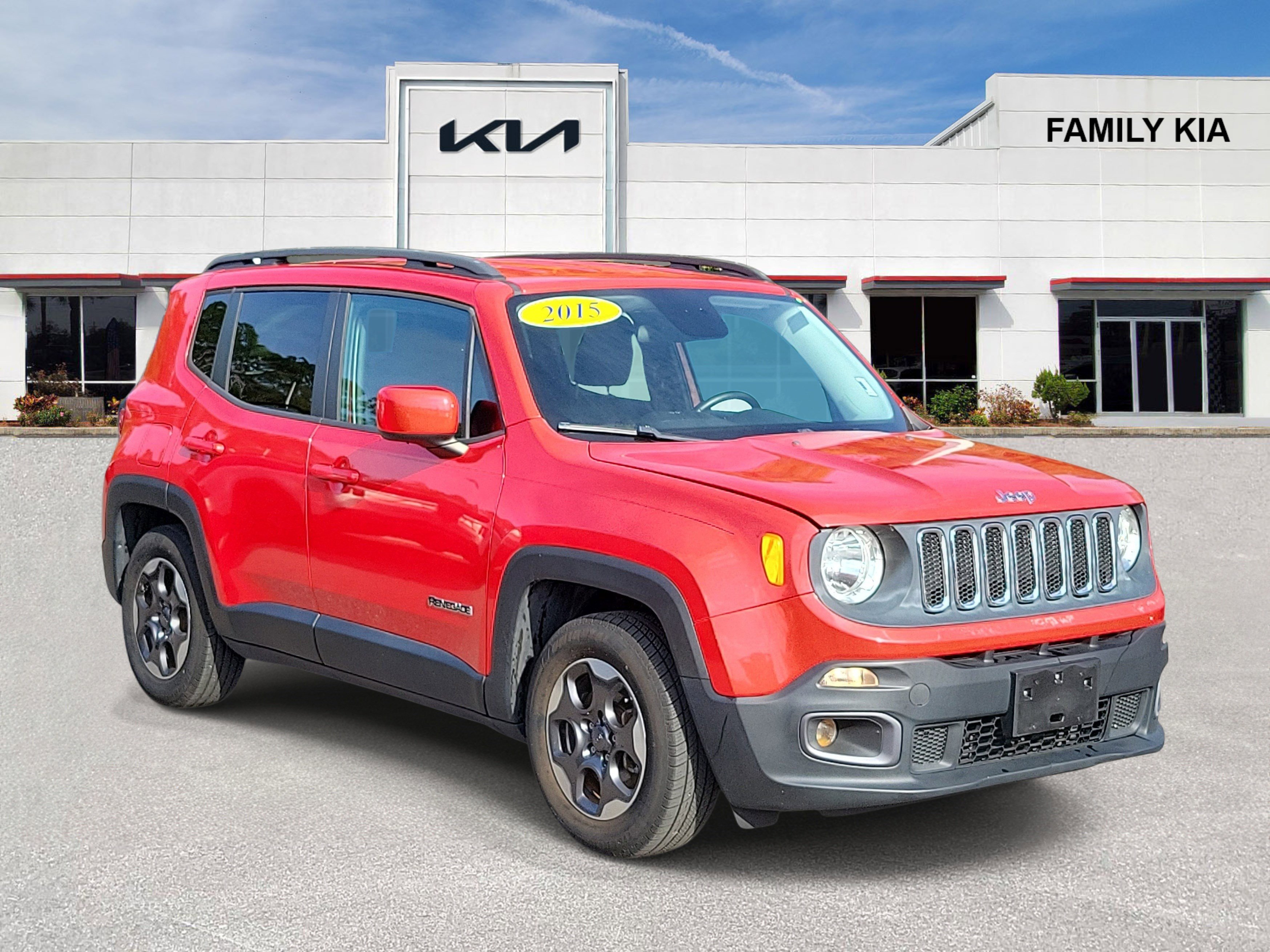 Used 2015 Jeep Renegade Latitude w/ Cold Weather Group II