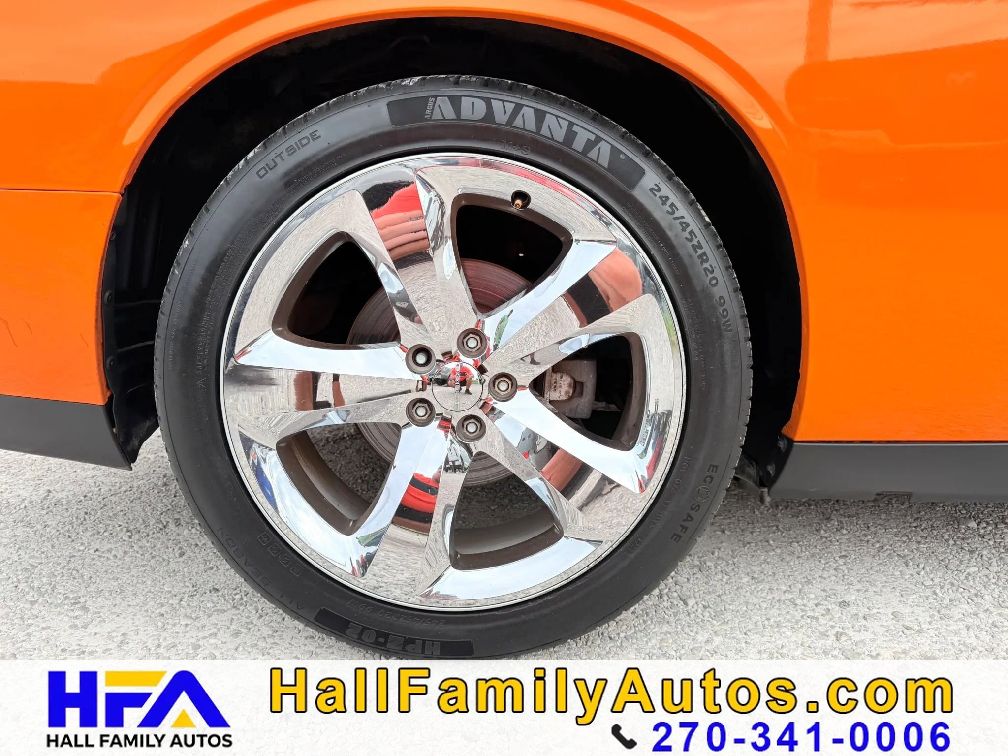 Used 2014 Dodge Challenger R/T RWD image 14