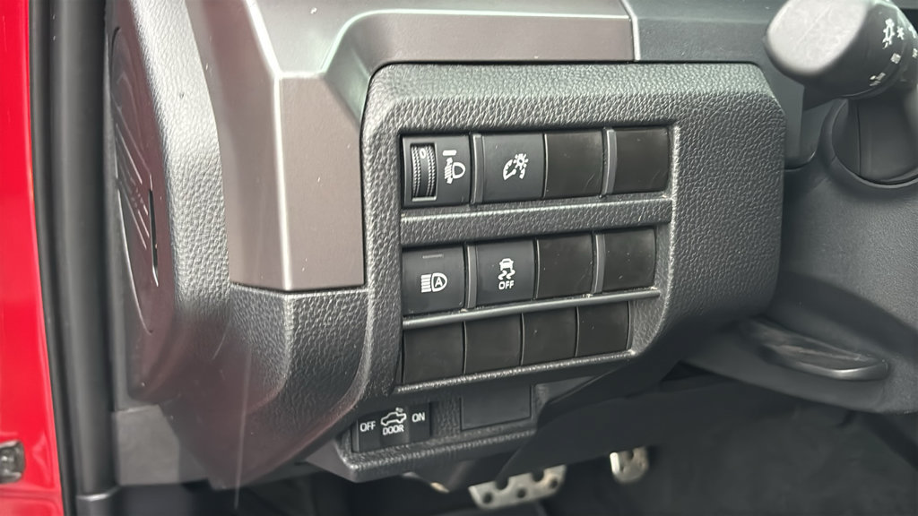 Used 2025 Toyota Tacoma TRD Sport AWD/4WD image 14