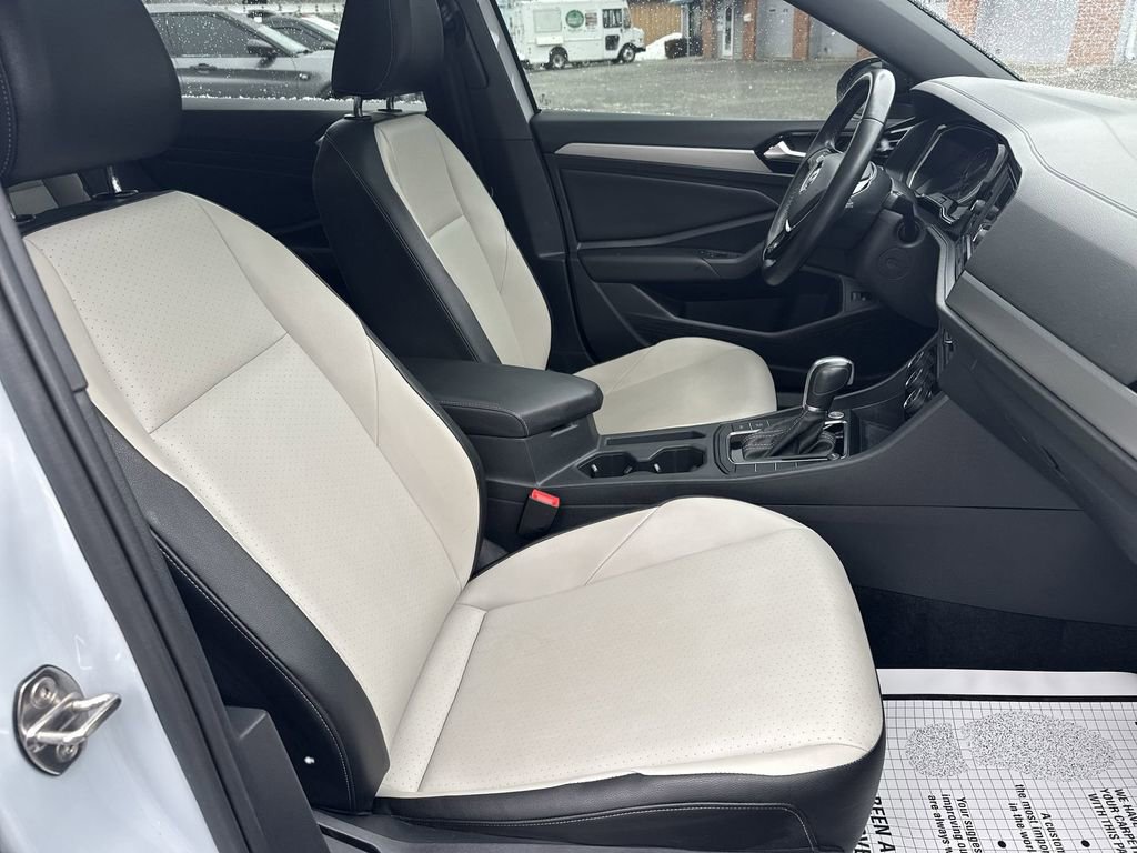 Used 2019 Volkswagen Jetta R-Line image 24