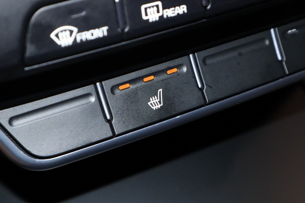 Used 2020 Kia Sorento S image 4