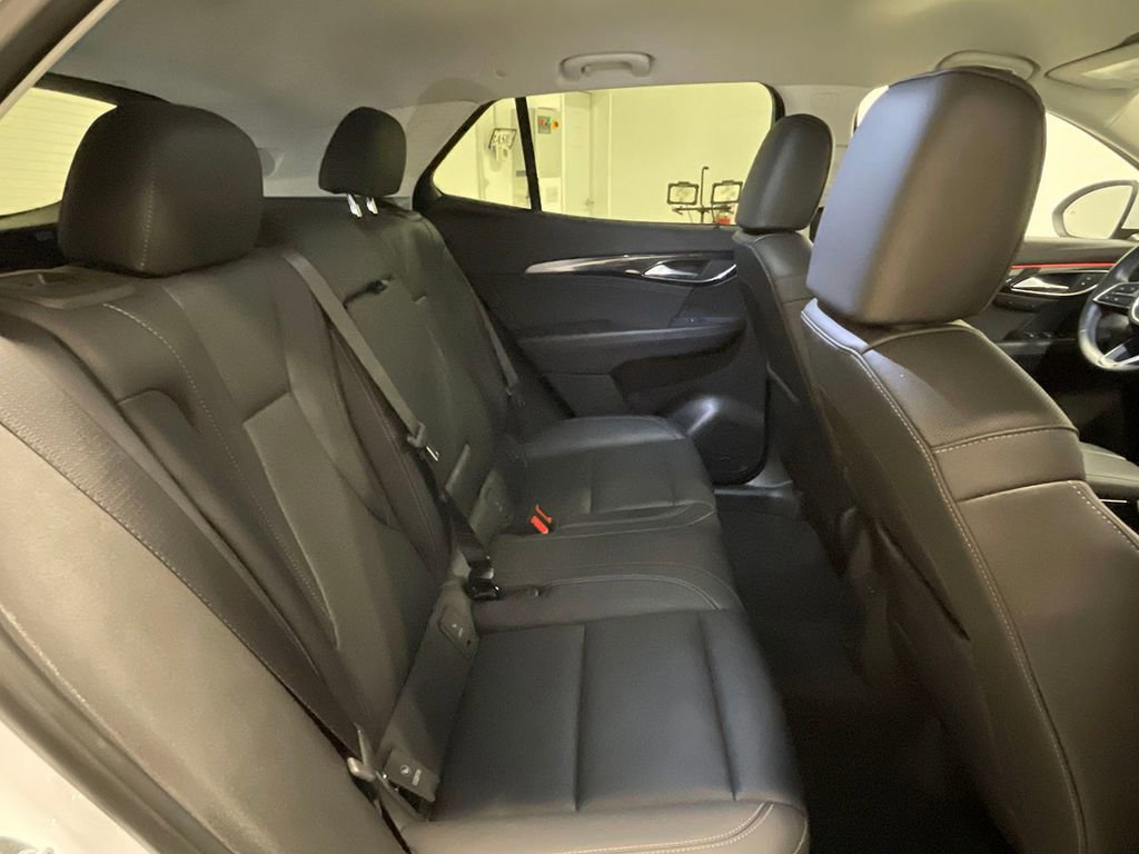 Used 2025 Buick Envision Preferred image 22