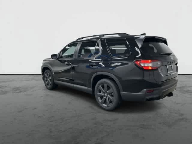 New 2026 Honda Pilot Sport image 9