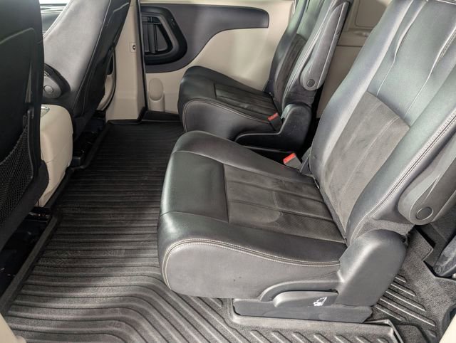Used 2019 Dodge Grand Caravan SXT FWD image 27