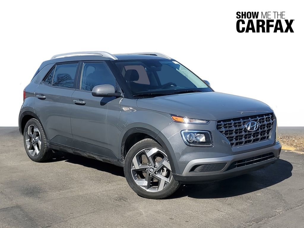 Used 2025 Hyundai Venue SEL image 1