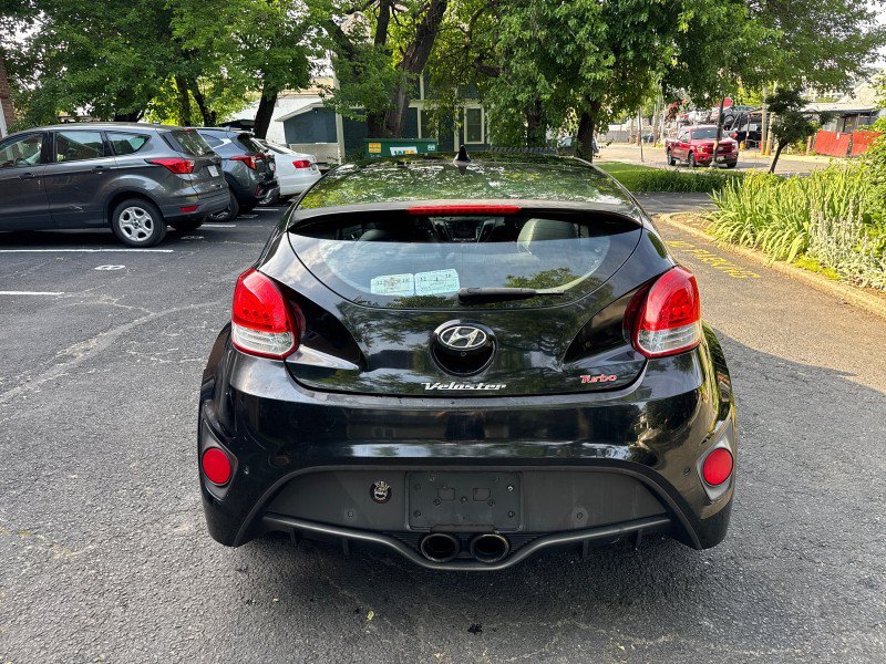 Used 2013 Hyundai Veloster Turbo w/ Ultimate Pkg FWD image 9