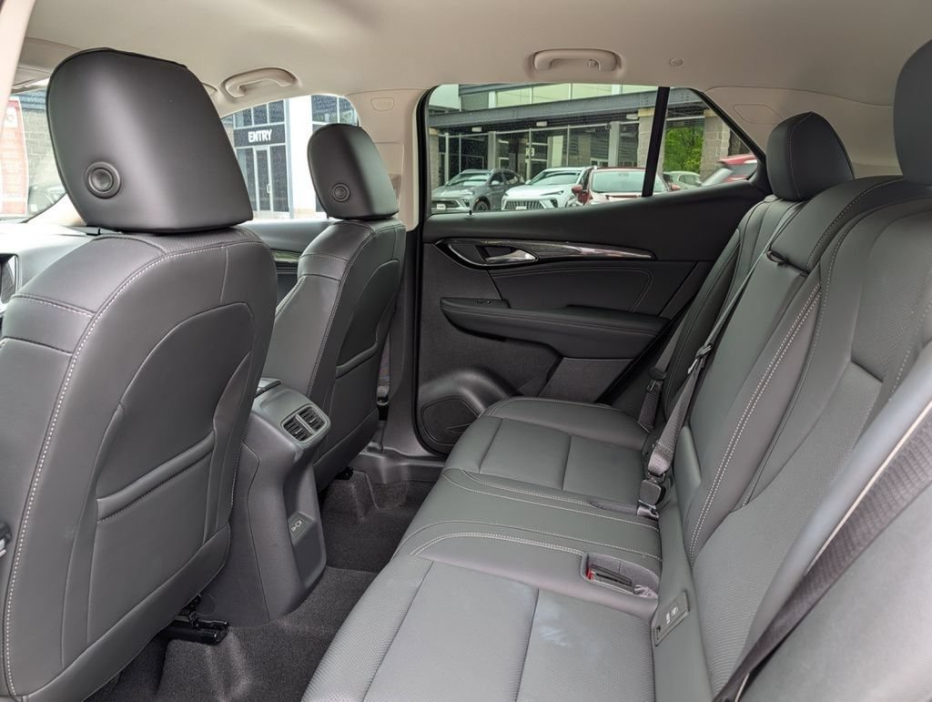 Used 2023 Buick Envision Essence AWD/4WD image 24