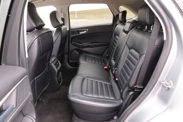 Certified 2024 Ford Edge SEL image 9
