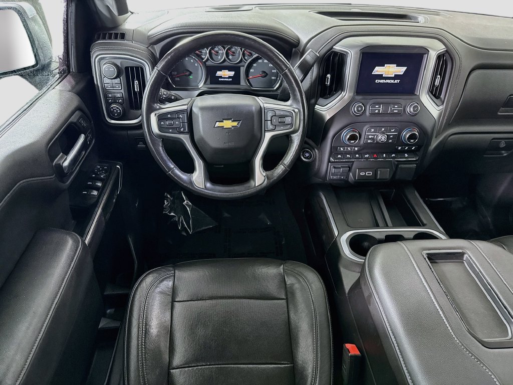 Used 2020 Chevrolet Silverado 1500 LTZ w/ LTZ Premium Package AWD/4WD image 3