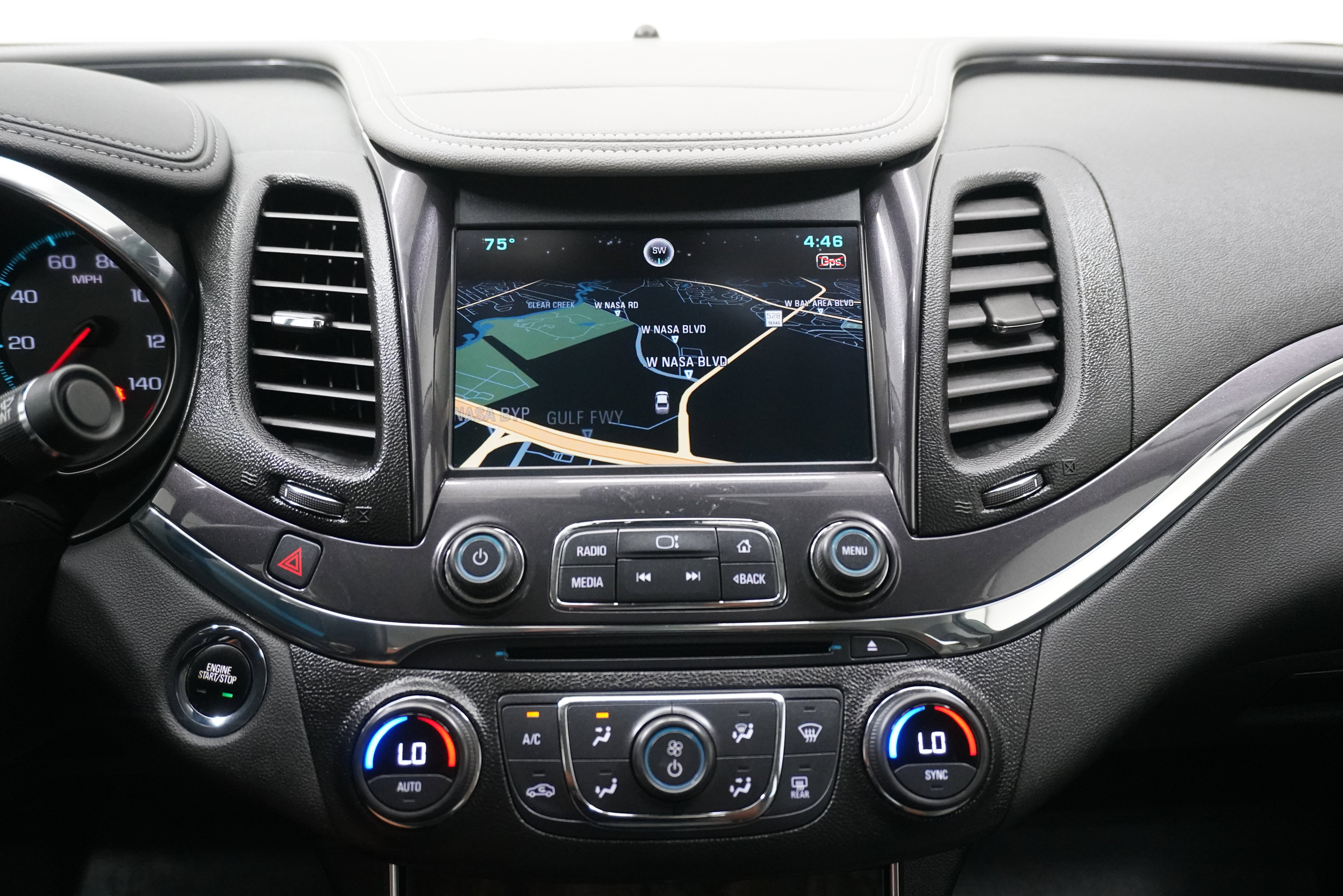 Used 2015 Chevrolet Impala LT image 18