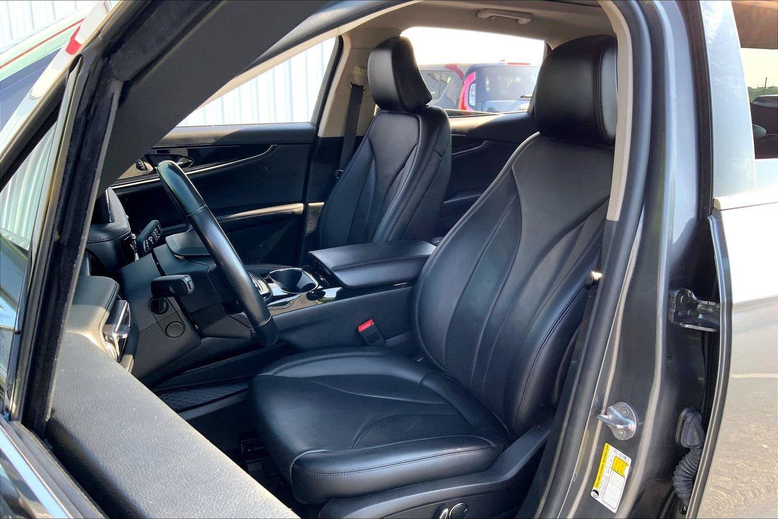 Used 2023 Lincoln Nautilus Reserve AWD/4WD image 21