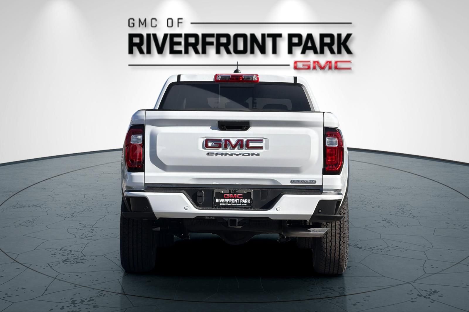 New 2026 GMC Canyon Elevation w/ Convenience Package AWD/4WD image 4