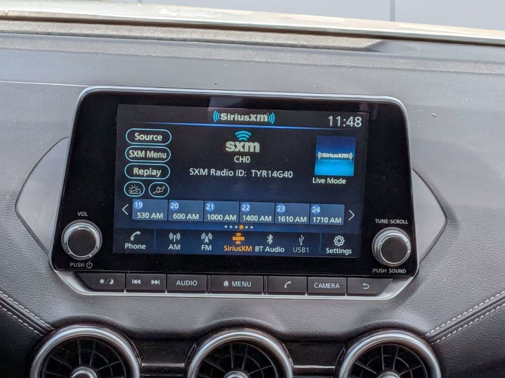 Used 2025 Nissan Sentra SV image 16