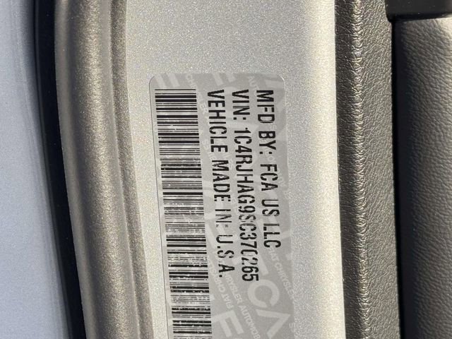 New 2025 Jeep Grand Cherokee Laredo X w/ Luxury Tech Group I image 26