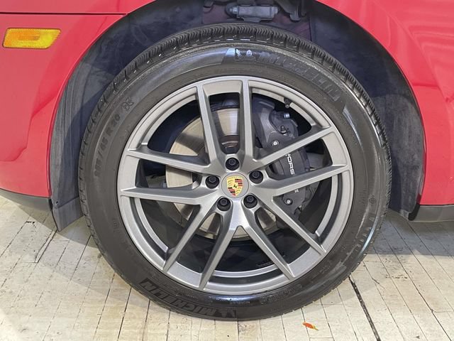 Certified 2023 Porsche Macan Turbo AWD/4WD image 14