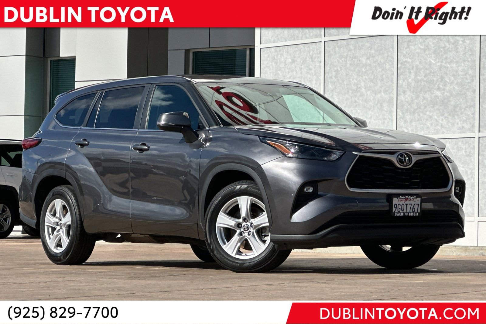 Used 2023 Toyota Highlander LE