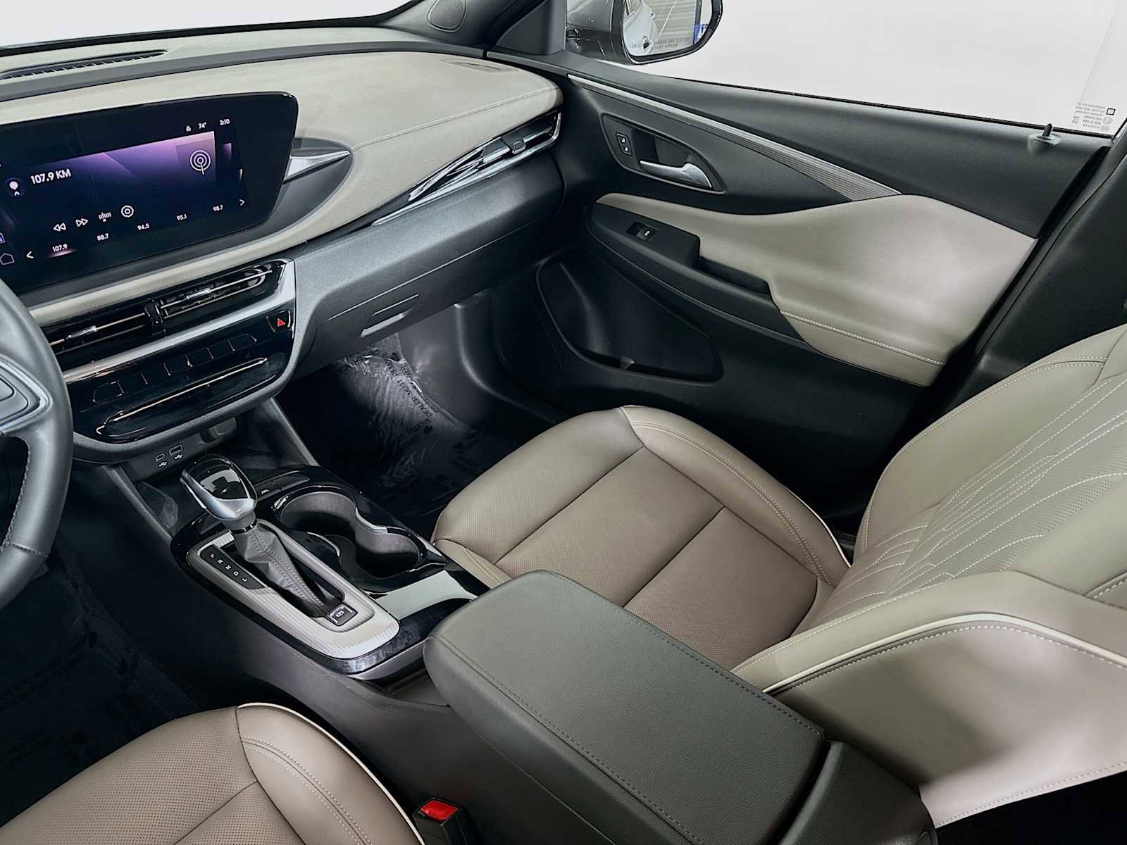 Used 2024 Buick Envista Avenir image 20