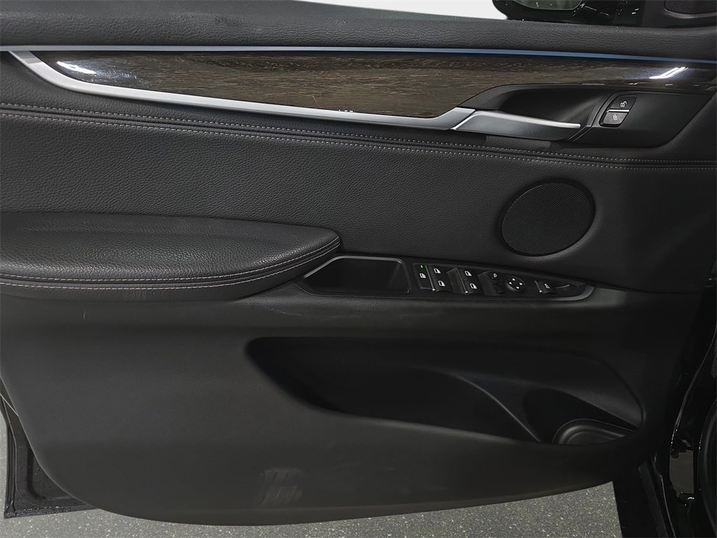 Used 2018 BMW X5 sDrive35i w/ M Sport Package image 22